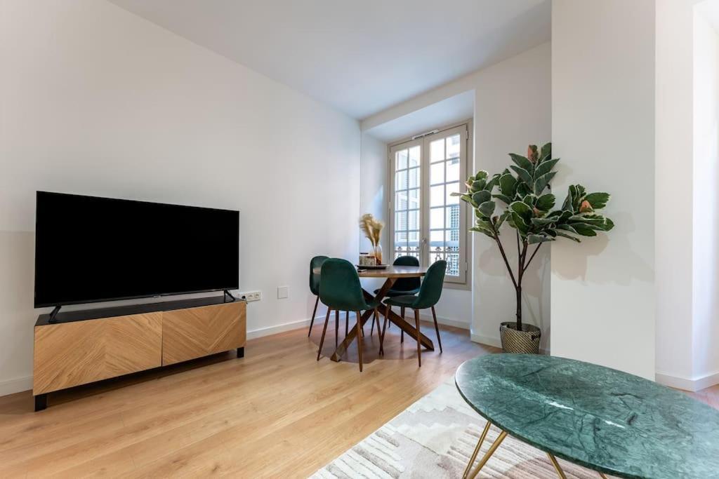 Premium Flat In Malaga Center With Free Parking Lägenhet Exteriör bild