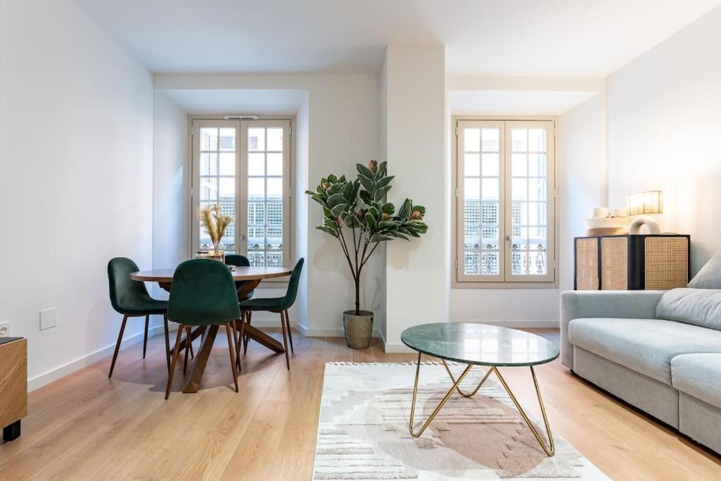 Premium Flat In Malaga Center With Free Parking Lägenhet Exteriör bild